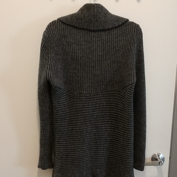 Sweater - Picture 2 of 3